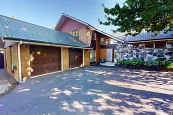  2 Vista Place, Kawaha Point