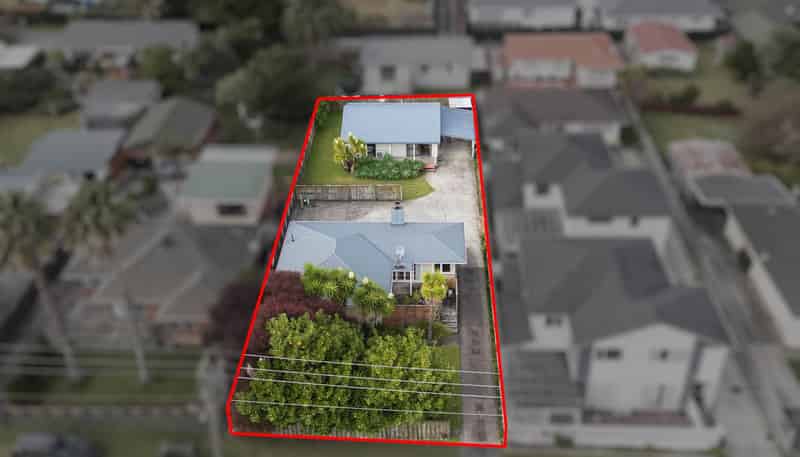 115 Wharf Road, Te Atatu Peninsula