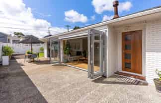 55 Matipo Road, Te Atatu Peninsula