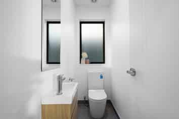 37F Flanshaw Road, Te Atatu South