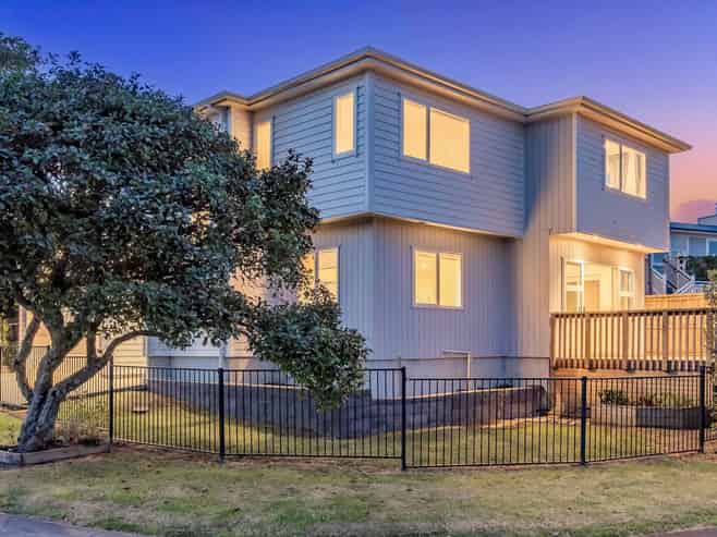 1 Justin Place, Te Atatu Peninsula