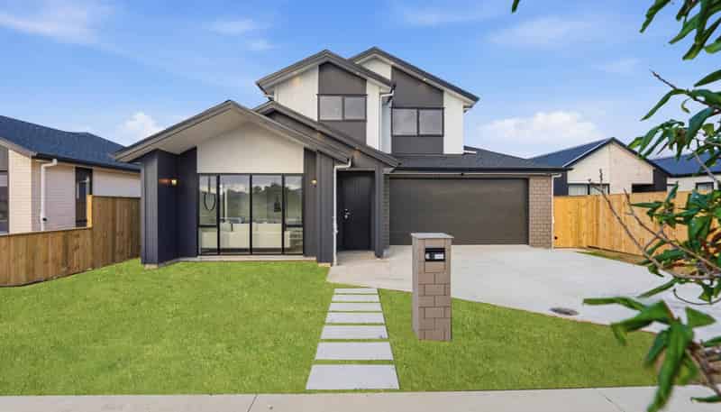 6 Kakano Street, Clevedon