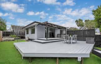 1/11 Rapaki Place, Te Atatu Peninsula