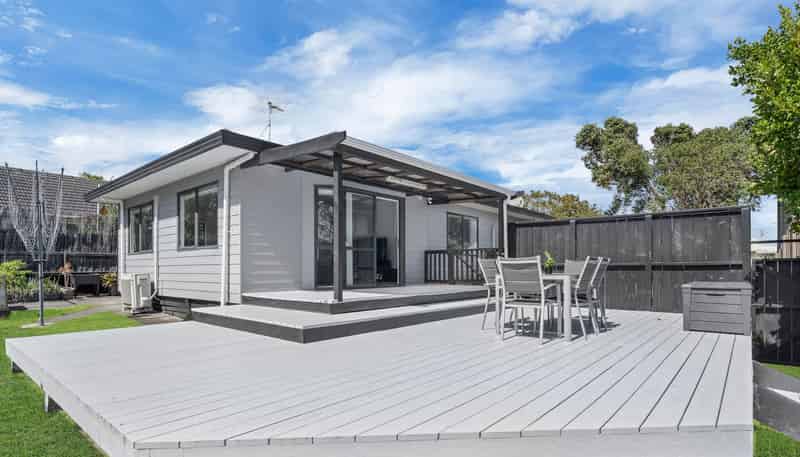 1/11 Rapaki Place, Te Atatu Peninsula