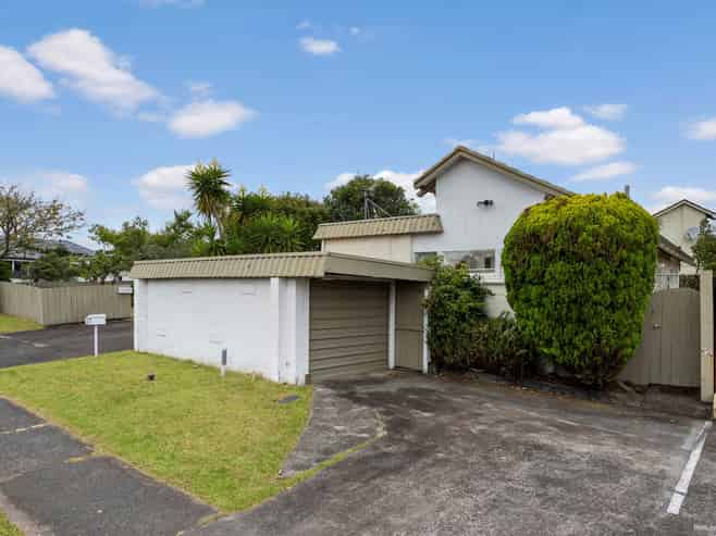 54 The Avenue, Lynfield