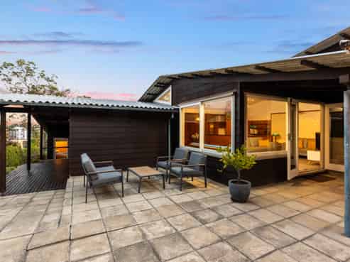 26 Martin Crescent, Northcote