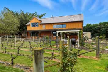 3/9 Johnston Street, Waipara