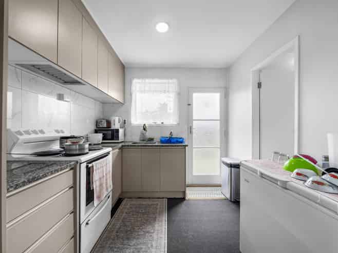 1,2,3/13 Huia Road, Papatoetoe