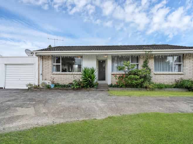 1,2,3/13 Huia Road, Papatoetoe