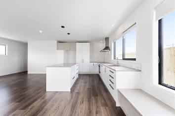 51 Awatira Drive, Papamoa