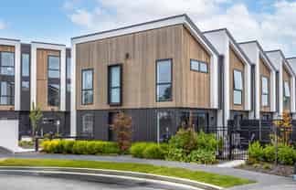 1/10 Tonga Place, Riccarton