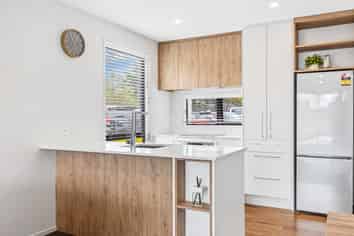 1/10 Tonga Place, Riccarton