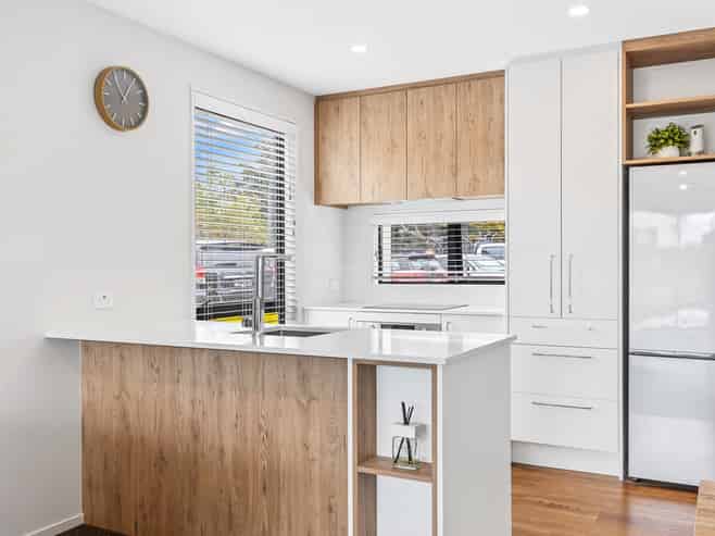 1/10 Tonga Place, Riccarton