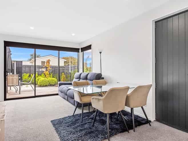 1/10 Tonga Place, Riccarton