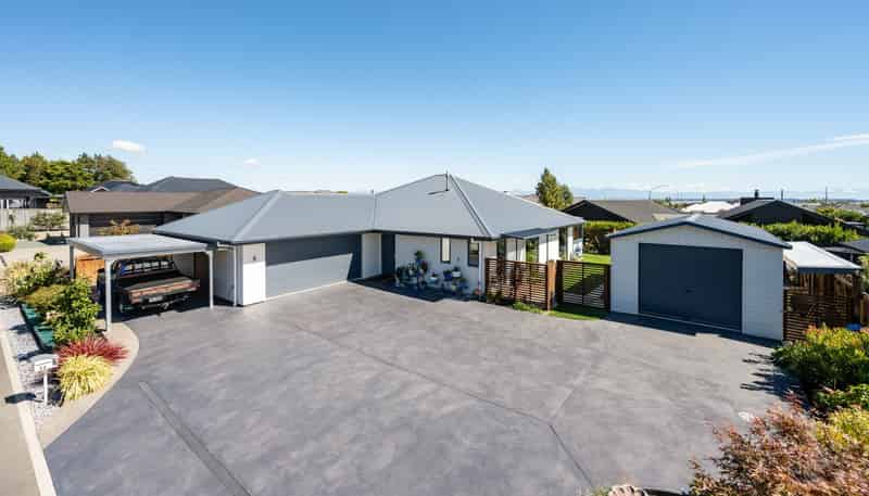 98 Daelyn Drive, Richmond