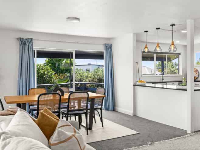 19 Chambers Street, Havelock North