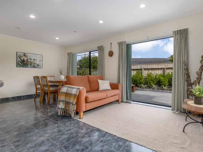 167 Langdale Avenue, Paraparaumu