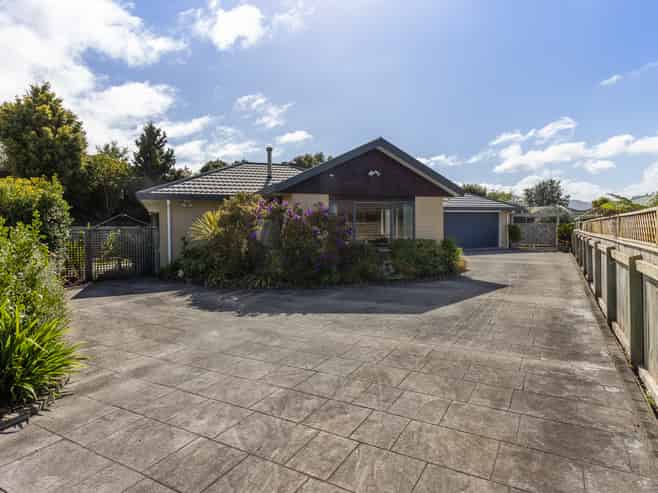 167 Langdale Avenue, Paraparaumu