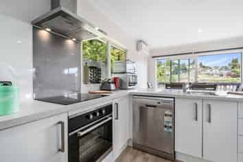 29A Glenfinn Place, Massey