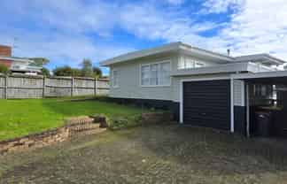 8A Woolfield Road, Papatoetoe