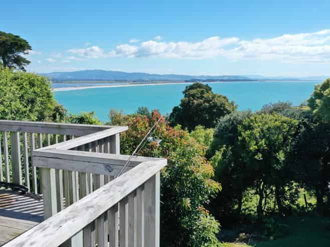 132 Town Point Road, Maketu