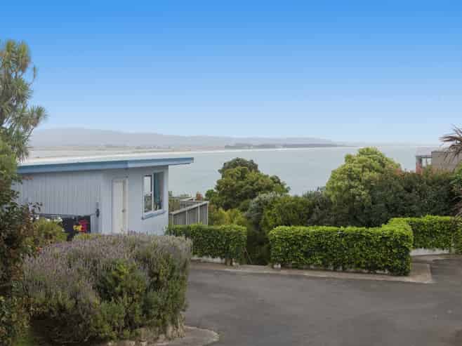 132 Town Point Road, Maketu