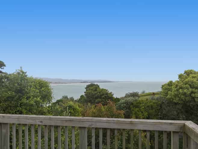 132 Town Point Road, Maketu