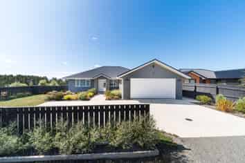 184 Ranfurly Road, Feilding