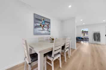 35 Sidey Avenue, Clover Park