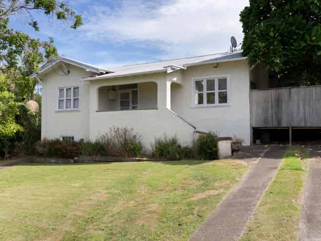 5 Buckley Road, Epsom