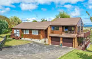 101 Mount View Road, Thames