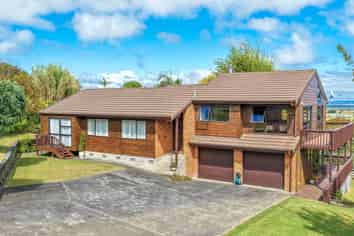 101 Mount View Road, Thames