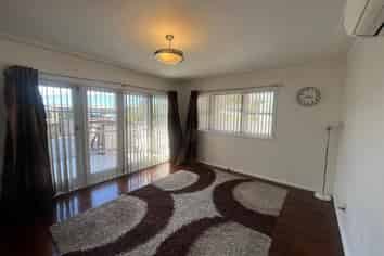 20 Harrington Road, Henderson