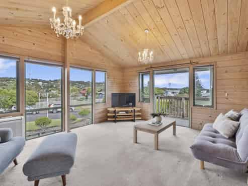 27 Tui Street, Oneroa