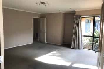 6 Daniel Crescent, Cambridge