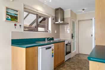 5 Alpha Avenue, Coastlands