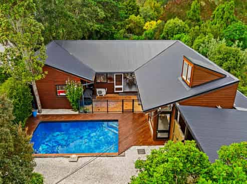 279 Royal Road, Massey