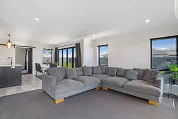 25 Kersey Avenue, Darfield