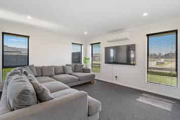 25 Kersey Avenue, Darfield