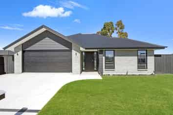 25 Kersey Avenue, Darfield