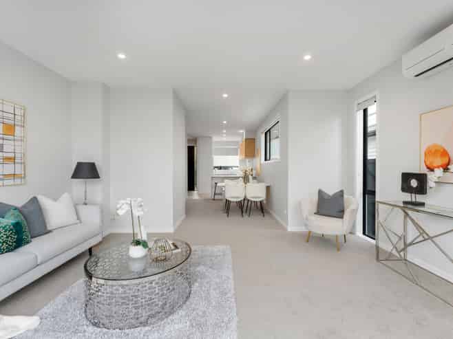 2A Treloar Crescent, Hobsonville