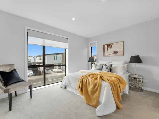 2A Treloar Crescent, Hobsonville