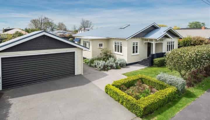 58 Searells Road, Strowan