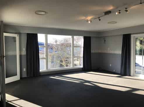 18 Glen Alton Avenue, Paparangi