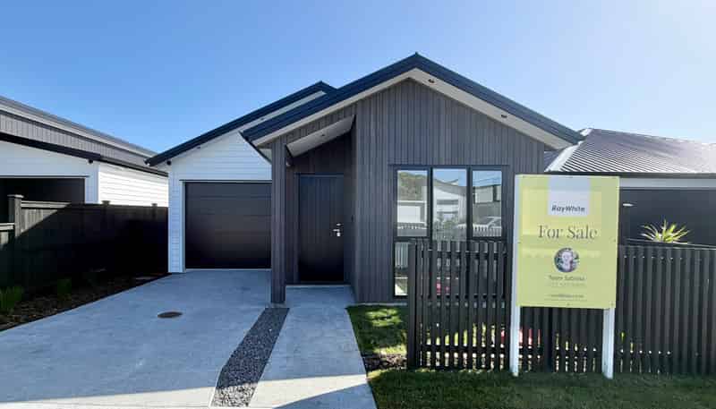 382 Te Taruna Drive, Milldale