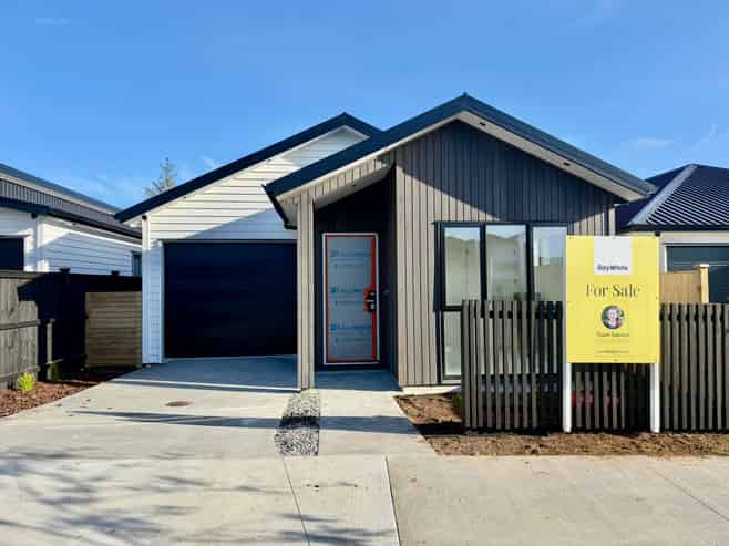 382 Te Taruna Drive, Milldale