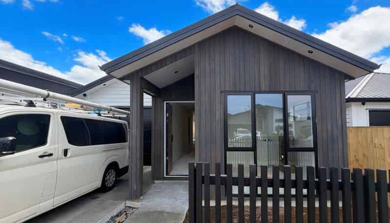 382 Te Taruna Drive, Milldale