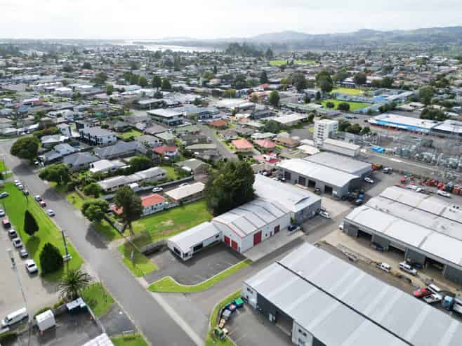 Road Frontage Industrial with Dual Access