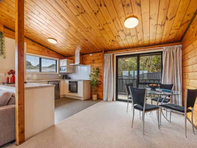 25 Herekawe Drive, Spotswood