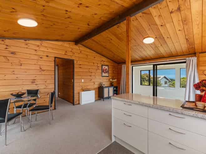 25 Herekawe Drive, Spotswood